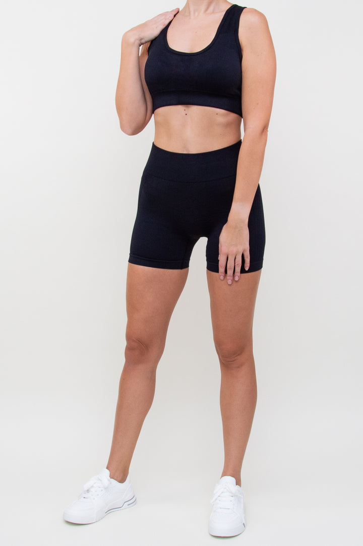 Kostiumas "Scrunch Butt Short Black"