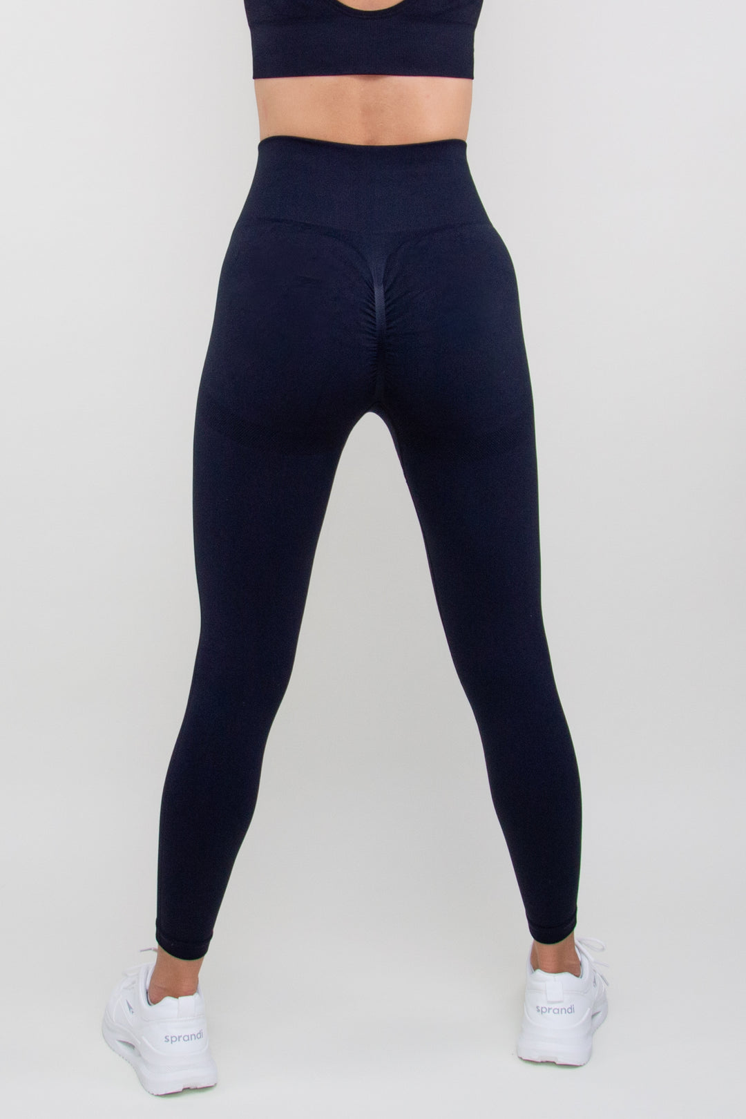 Tamprės "Velvet Black"