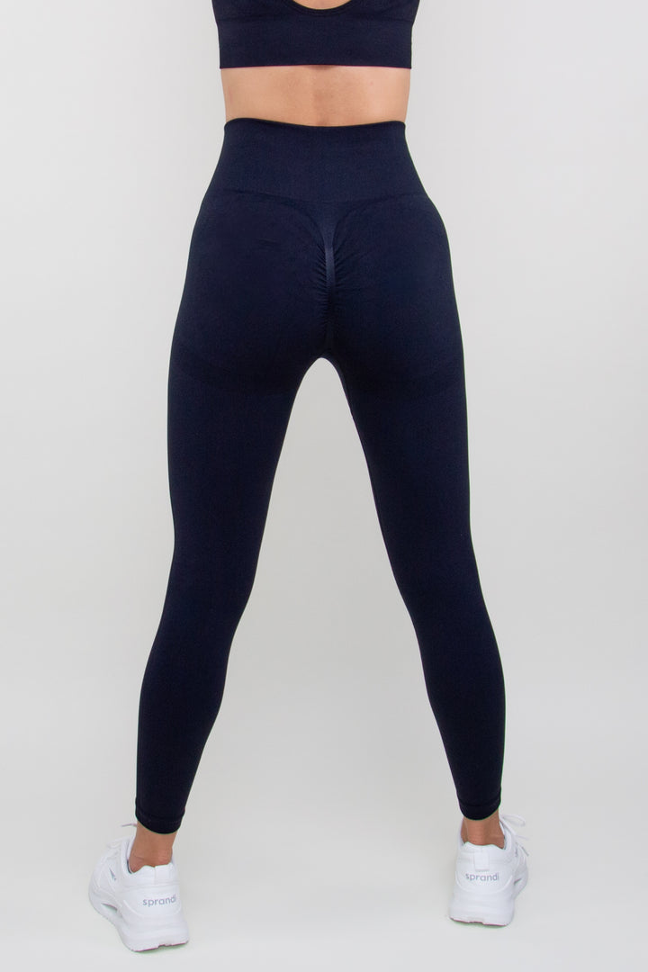 Tamprės "Velvet Black"