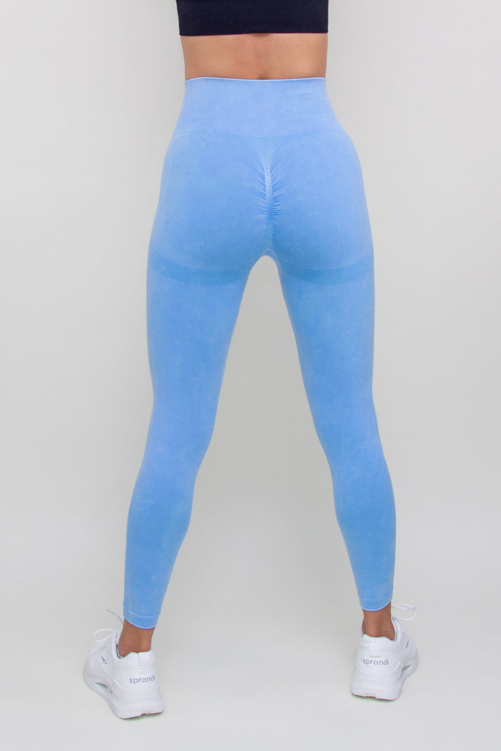 Tamprės "Velvet Blue"