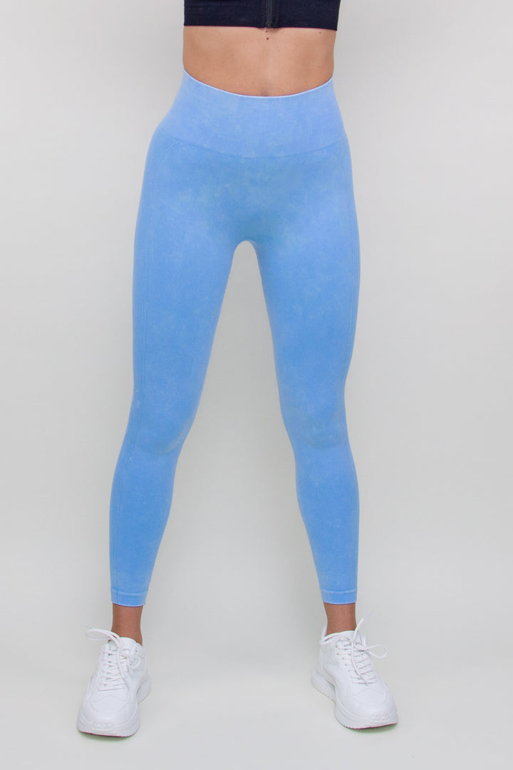 Tamprės "Velvet Blue"