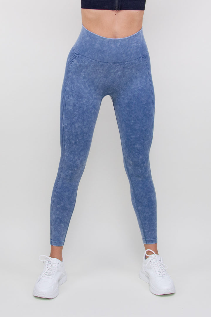 Tamprės "Velvet Dark Blue"