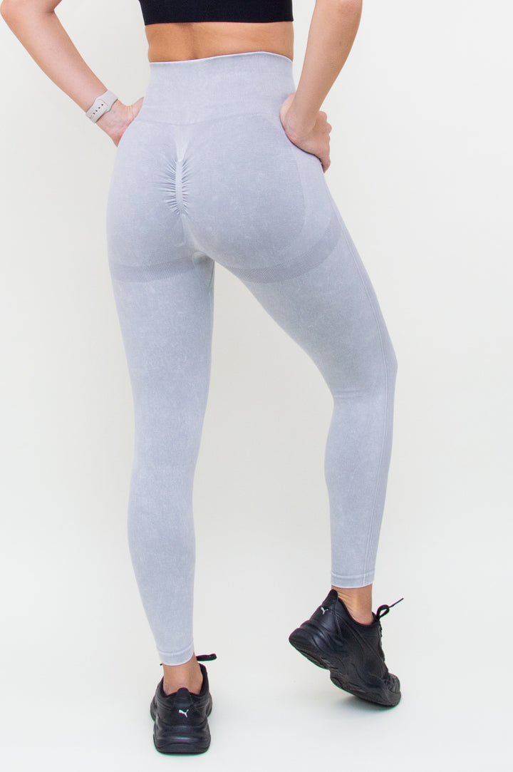 Tamprės "Velvet Light Grey"