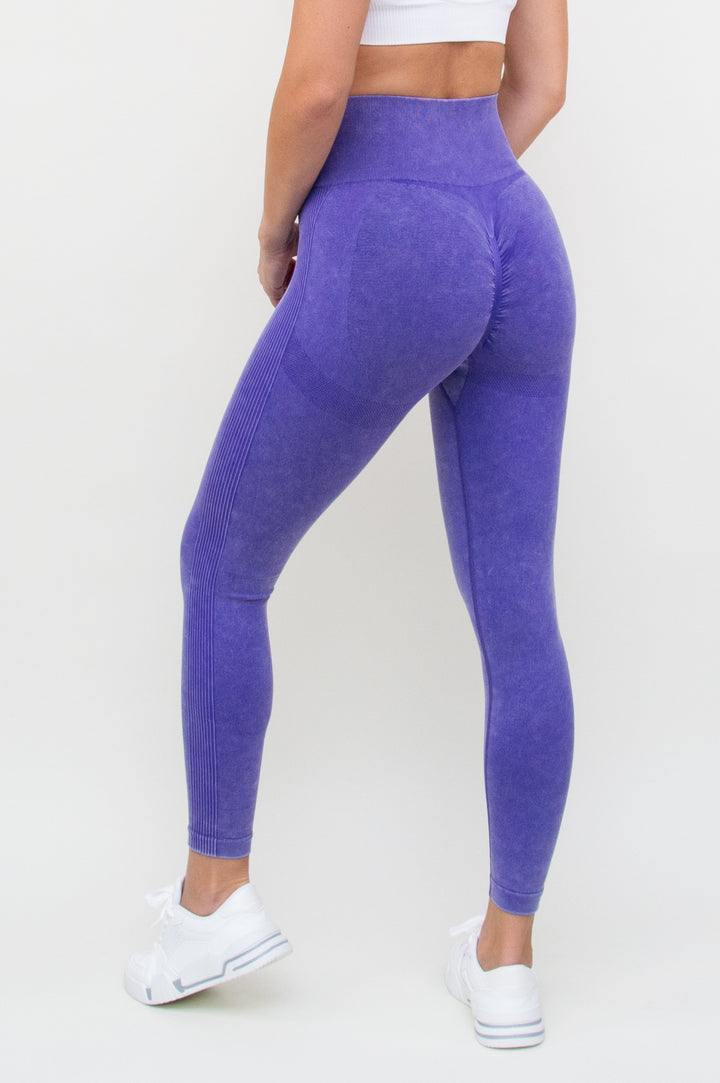 Tamprės "Velvet Purple"
