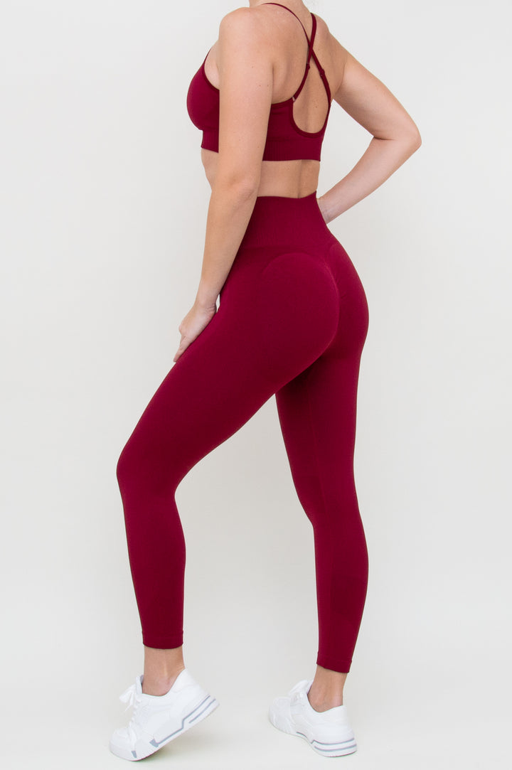 Kostiumas "Criss Cross Burgundy"