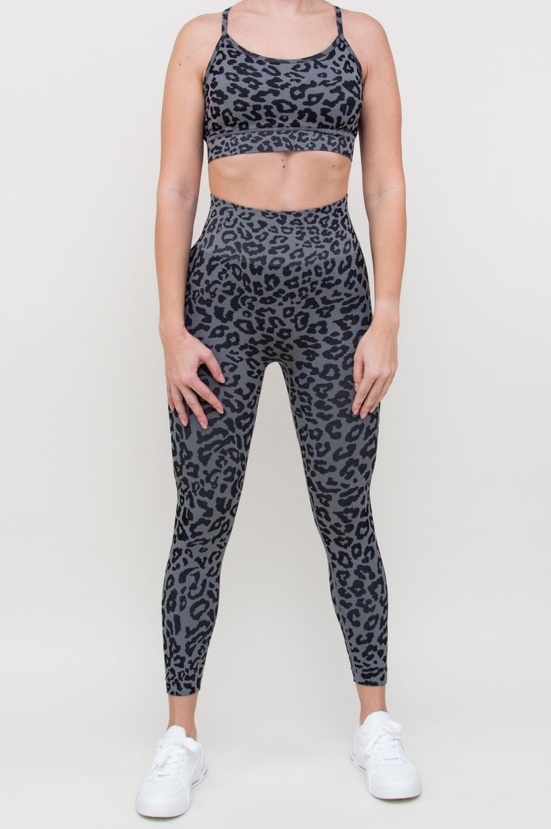 Kostiumas "Criss Cross Leopard"