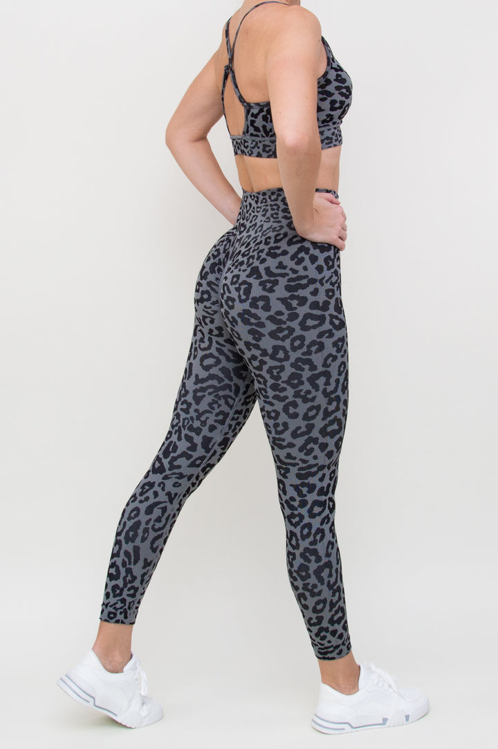 Kostiumas "Criss Cross Leopard"